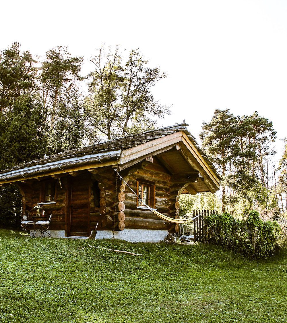 Blockhütte mit Spa und Wellness im Pfynwald, Wallis. Erlebe natur pur!