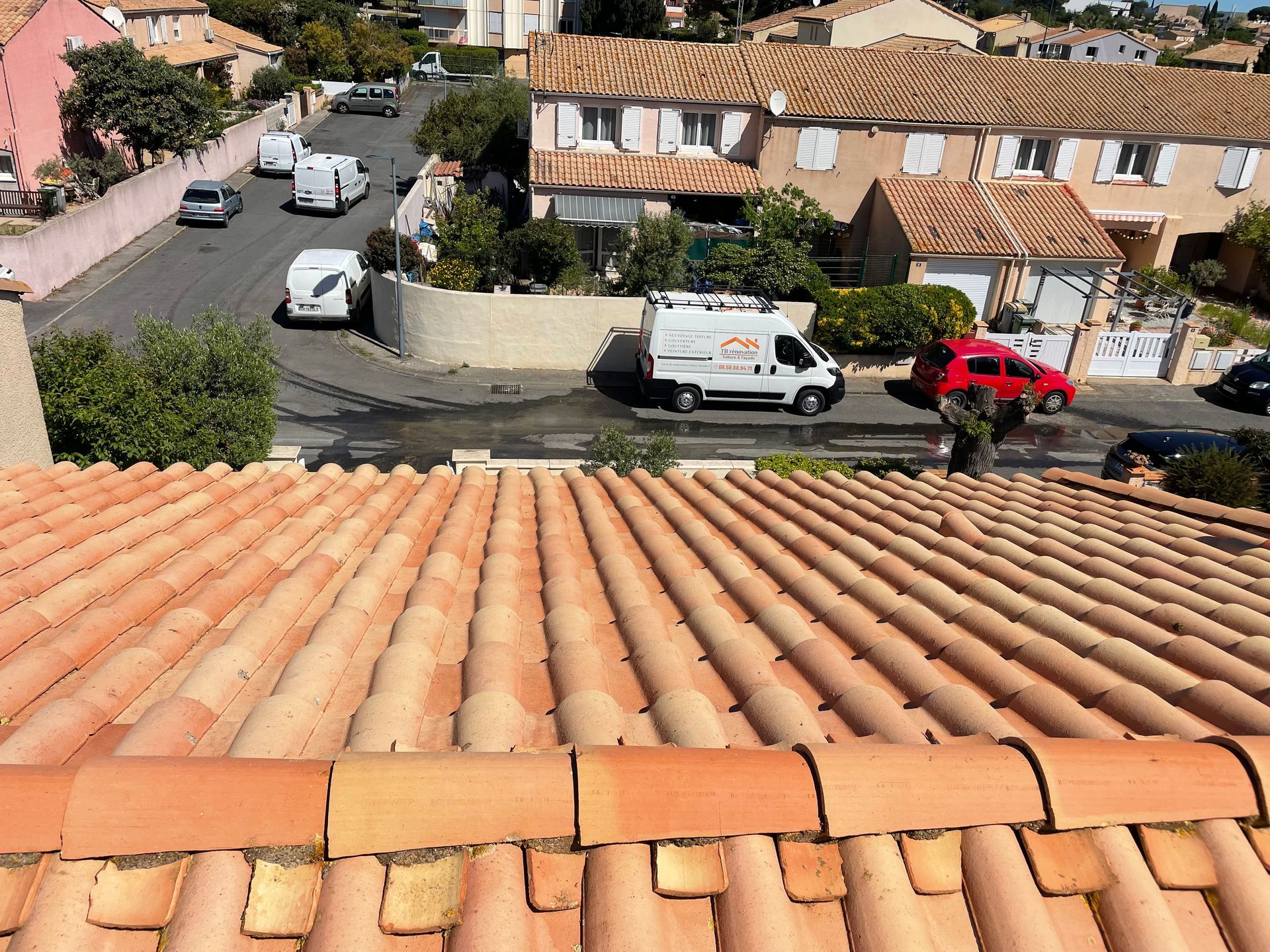 Façade arrière d'une maison après nettoyage
