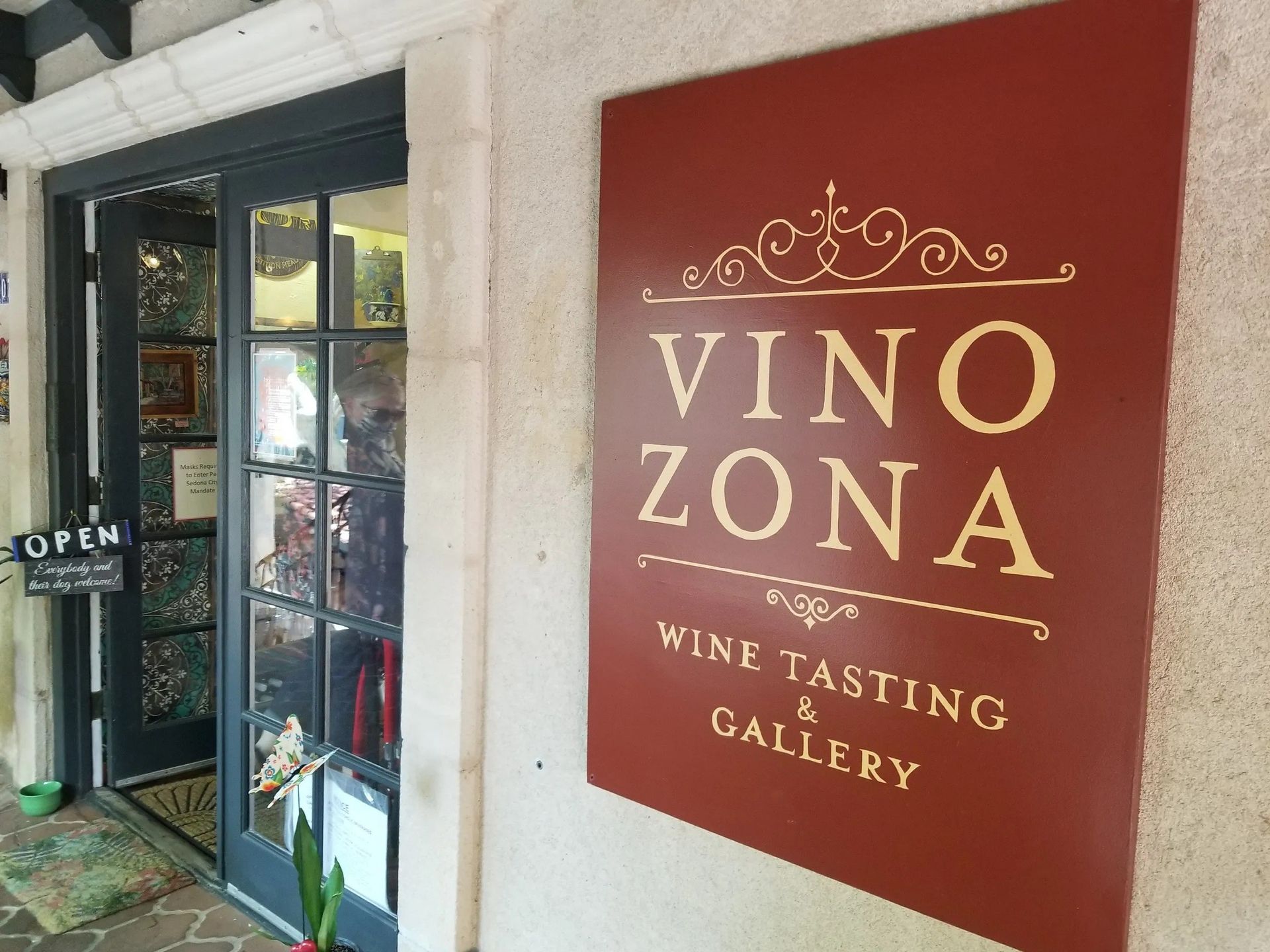 Boutique Wine Display Patio Shop