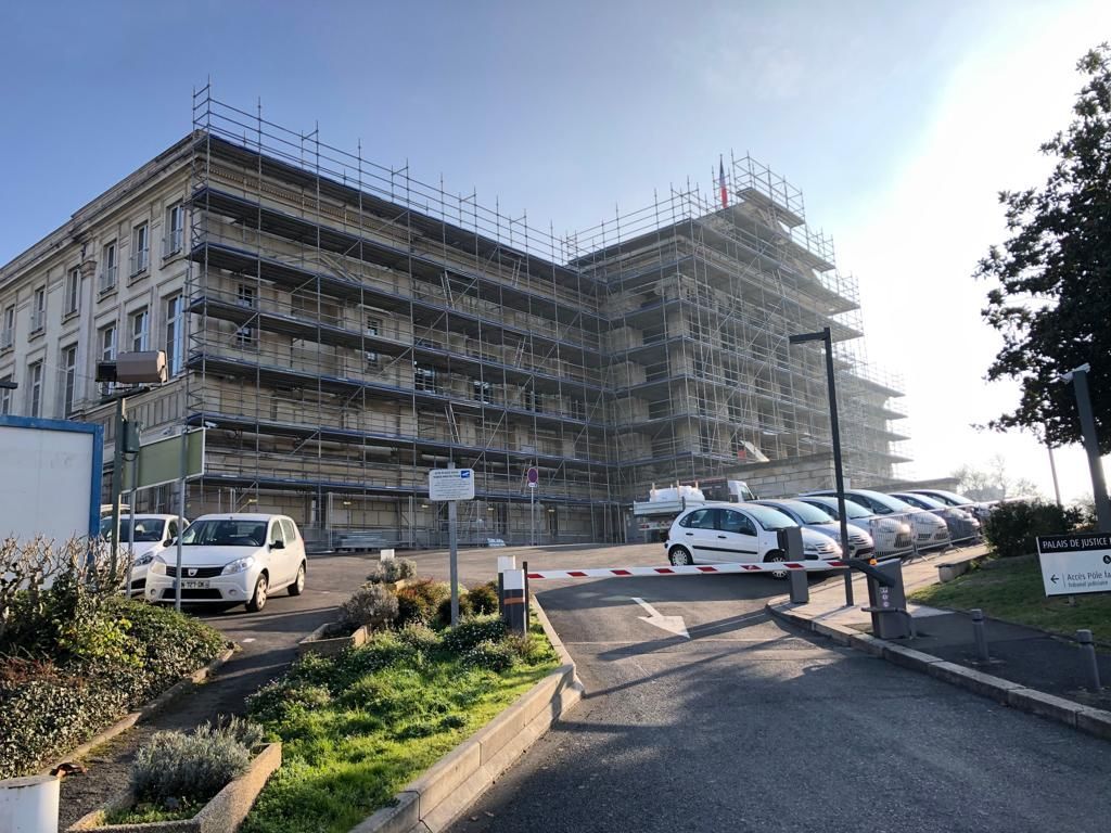 Un immeuble en cours de rénovation