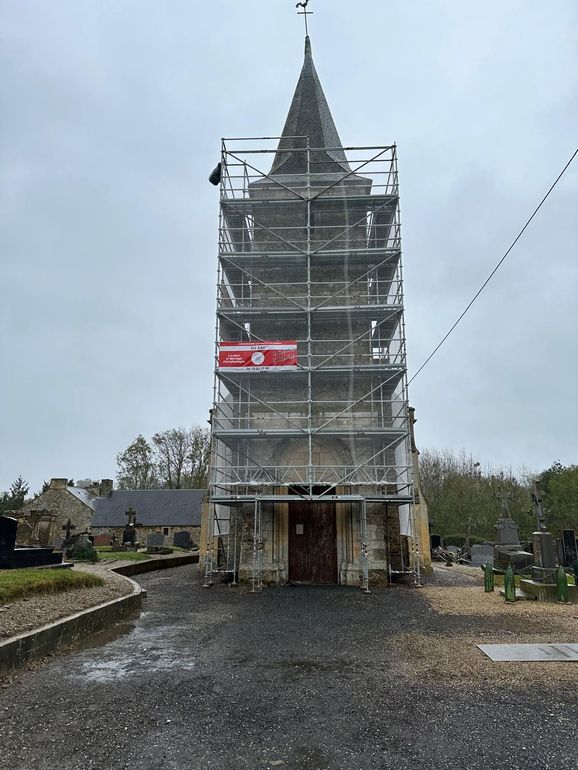 Rénovation d'une église en cours