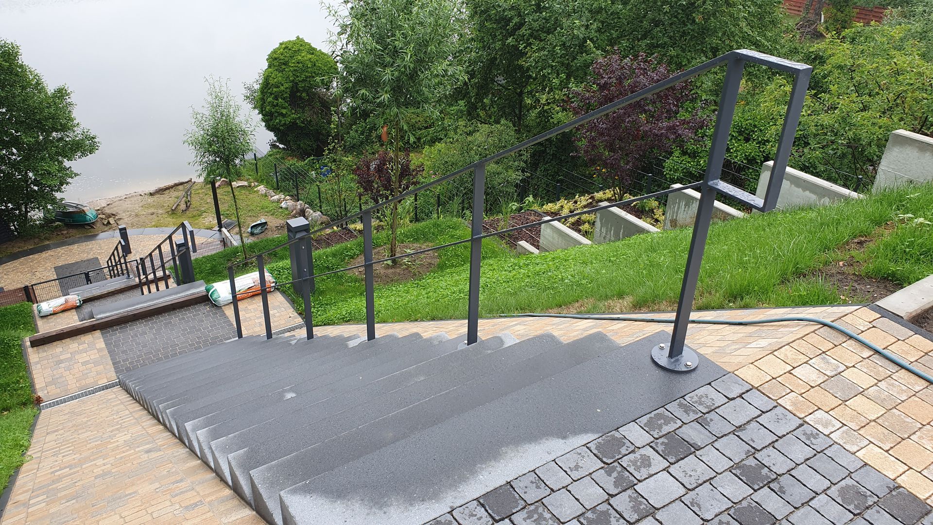 Müller Schlosserei & Metallbau OHG, Außentreppe mit Geländer