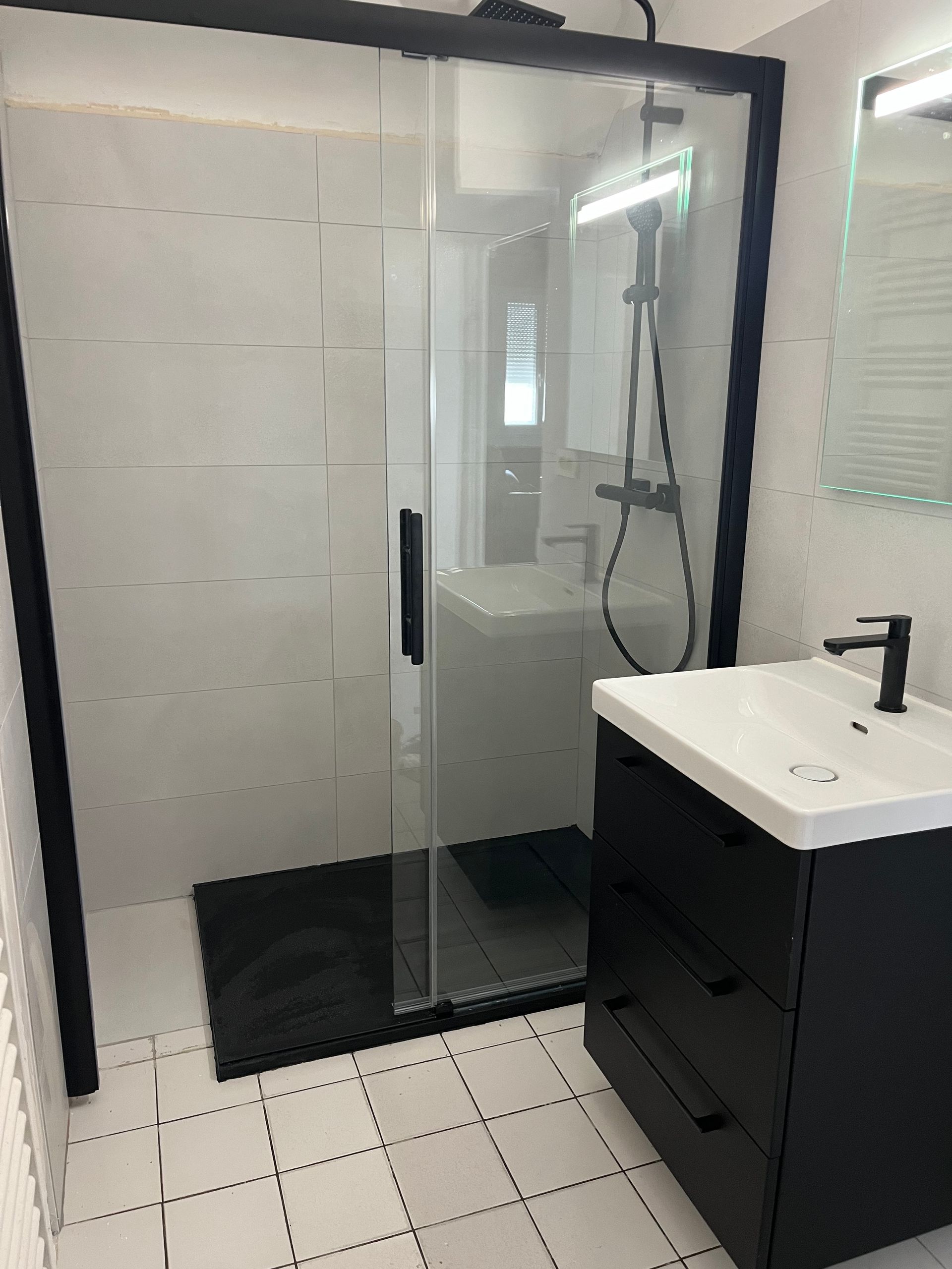 Pose de salle de bains