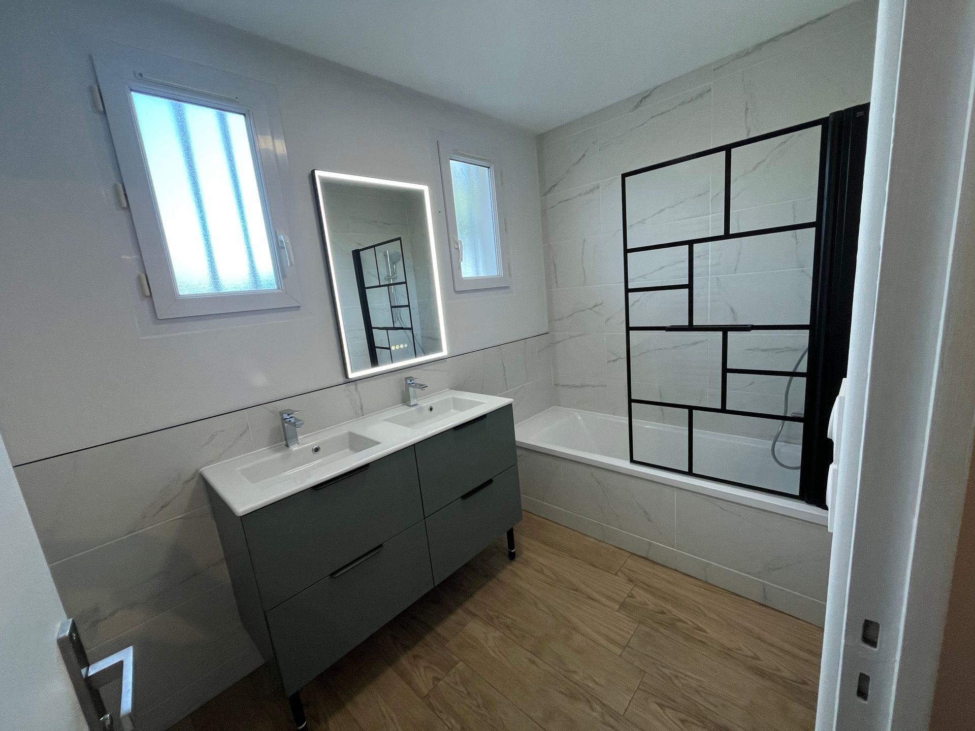 Salle de bains complète