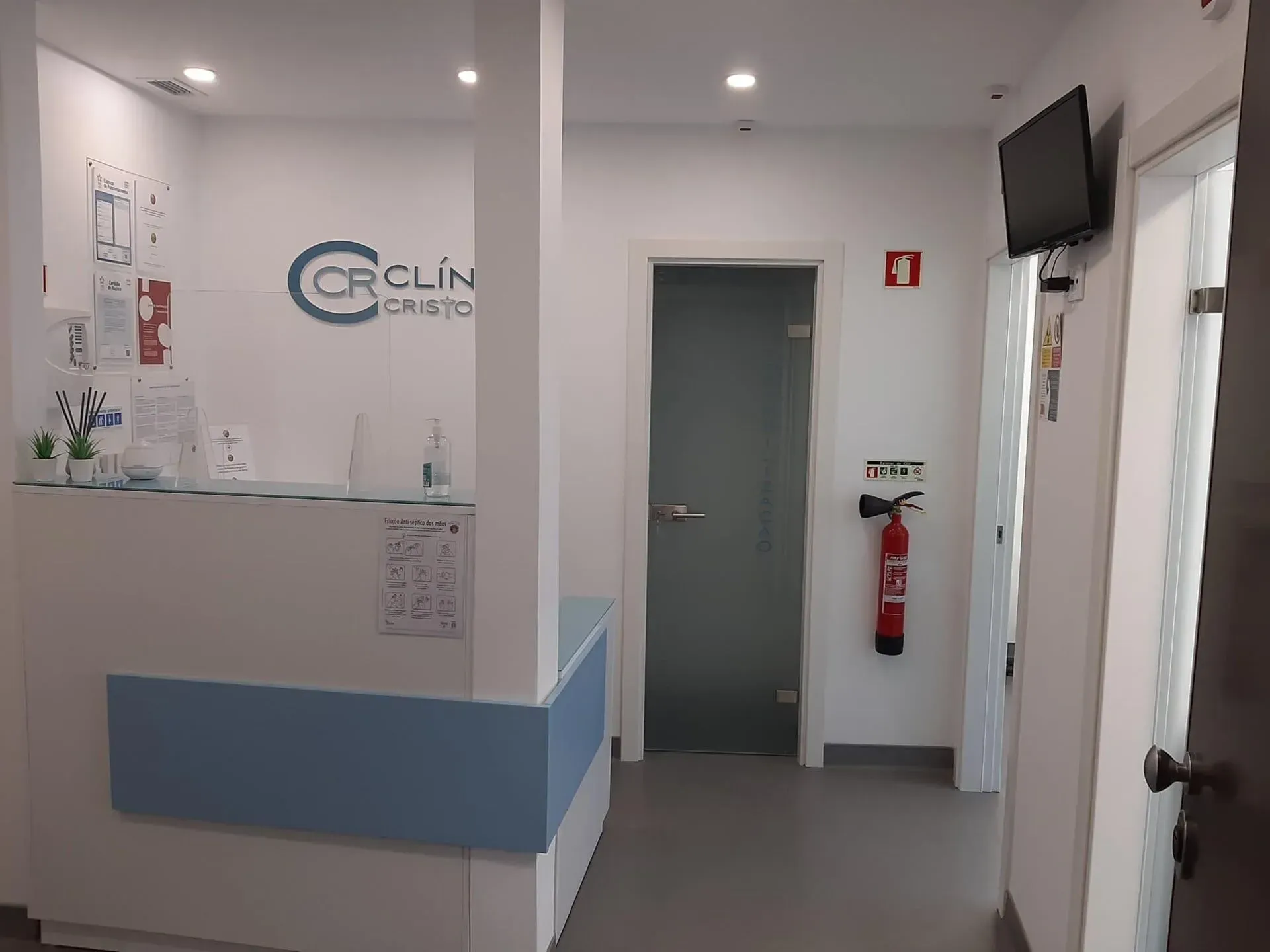 clínica médica e dentária em almada