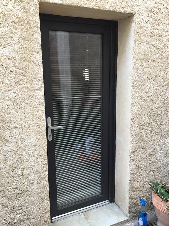 porte d'entrée vitrée