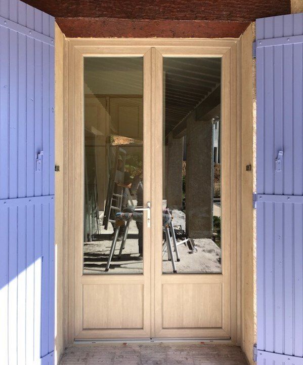 porte fenêtre armature bois manosque