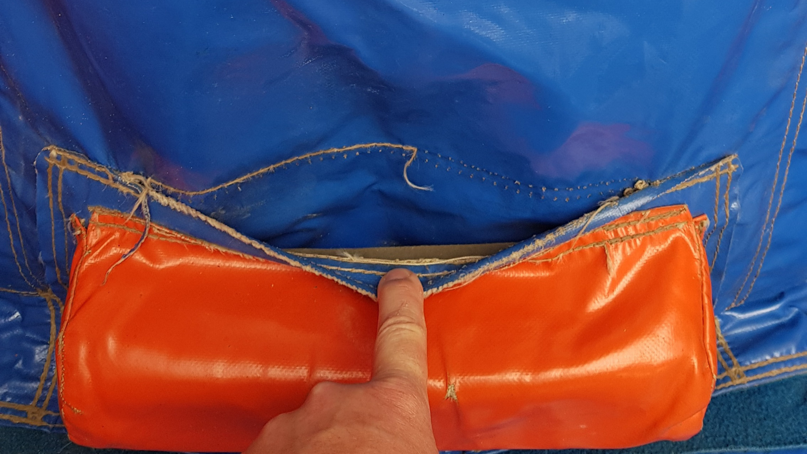 Hüpfburg Reinigung Reparatur Wartung Dresden
