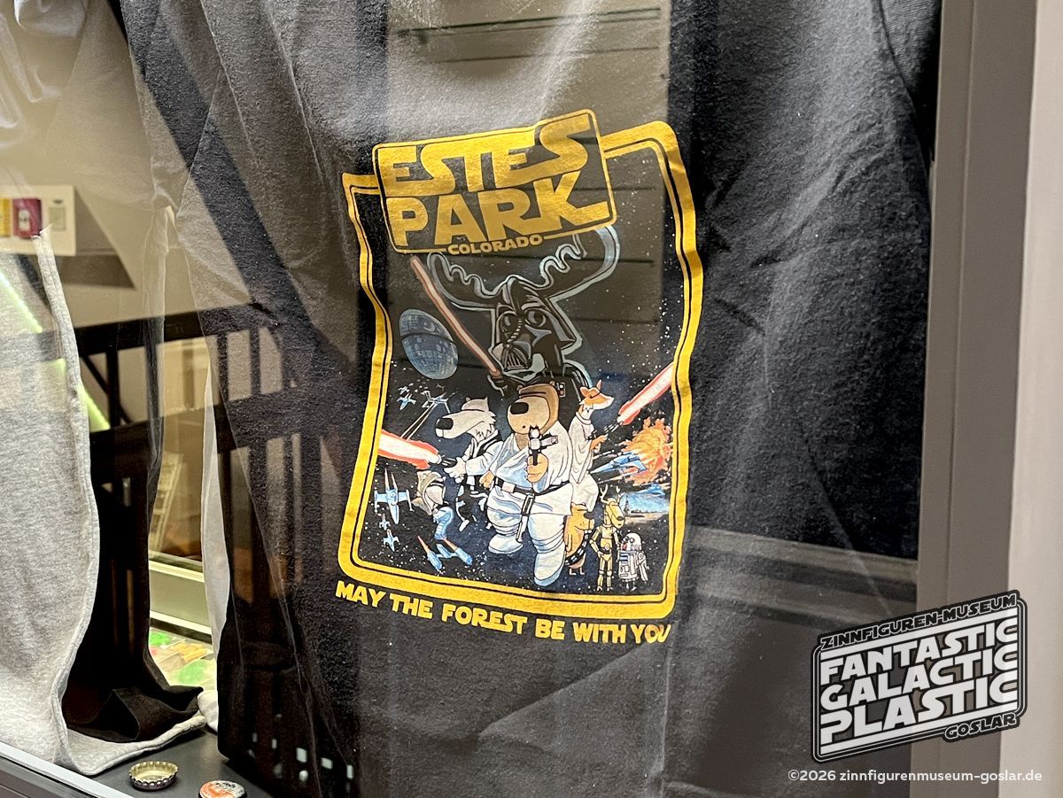 Am 'A new Hope' Filmplakat orientiertes T-Shirt Motiv des Estes Park Colorado, USA (2012).