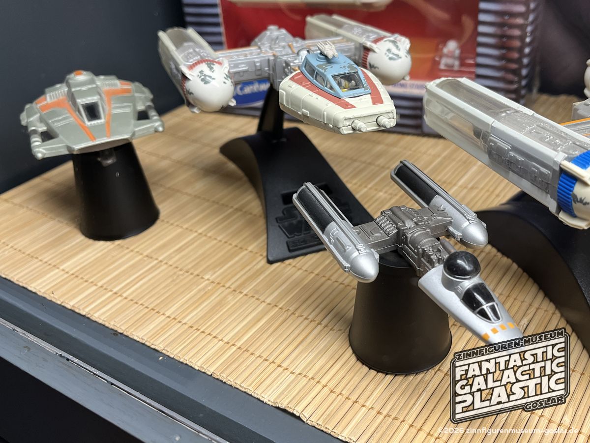 BTL-A4 Variante aus der Action Fleet Reihe von Galoob (1998) nebst Snowspeeder Konzept nach Ralph McQuarrie und dem Y-Wing Vorentwurf von Collin Cantwell.