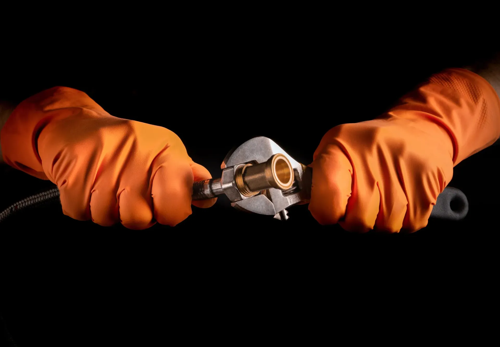 Icono de marcador de posición gris claro con un sol y montañas sobre fondo blanco