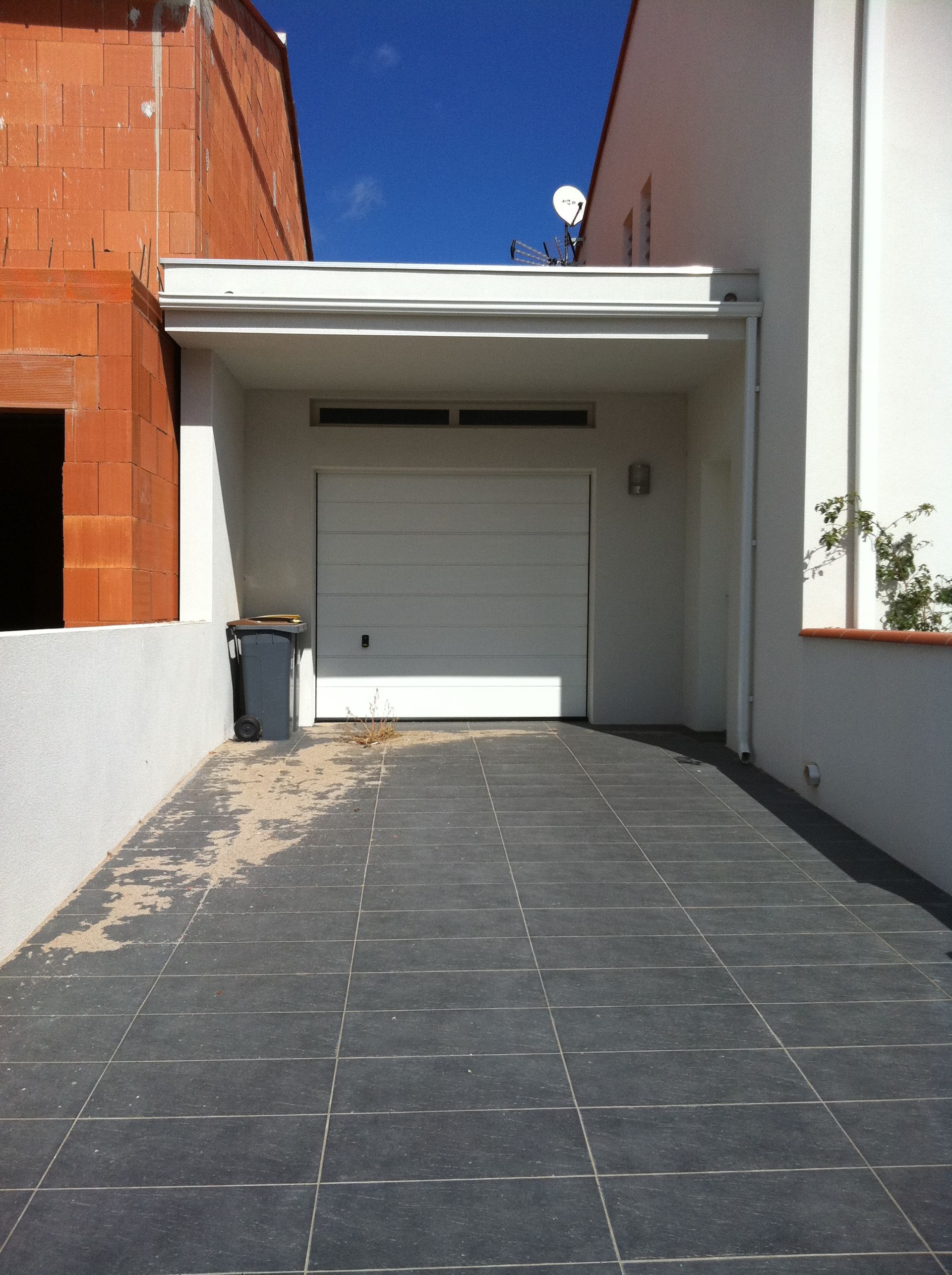 Habillage dessus de garage