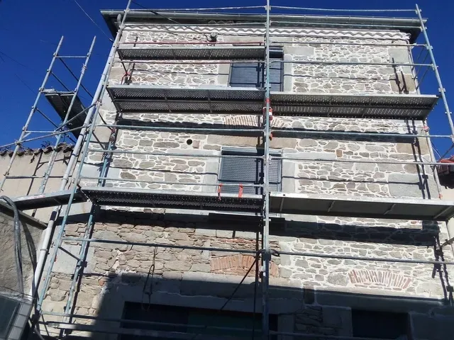 Rénovation d'un mur en pierres