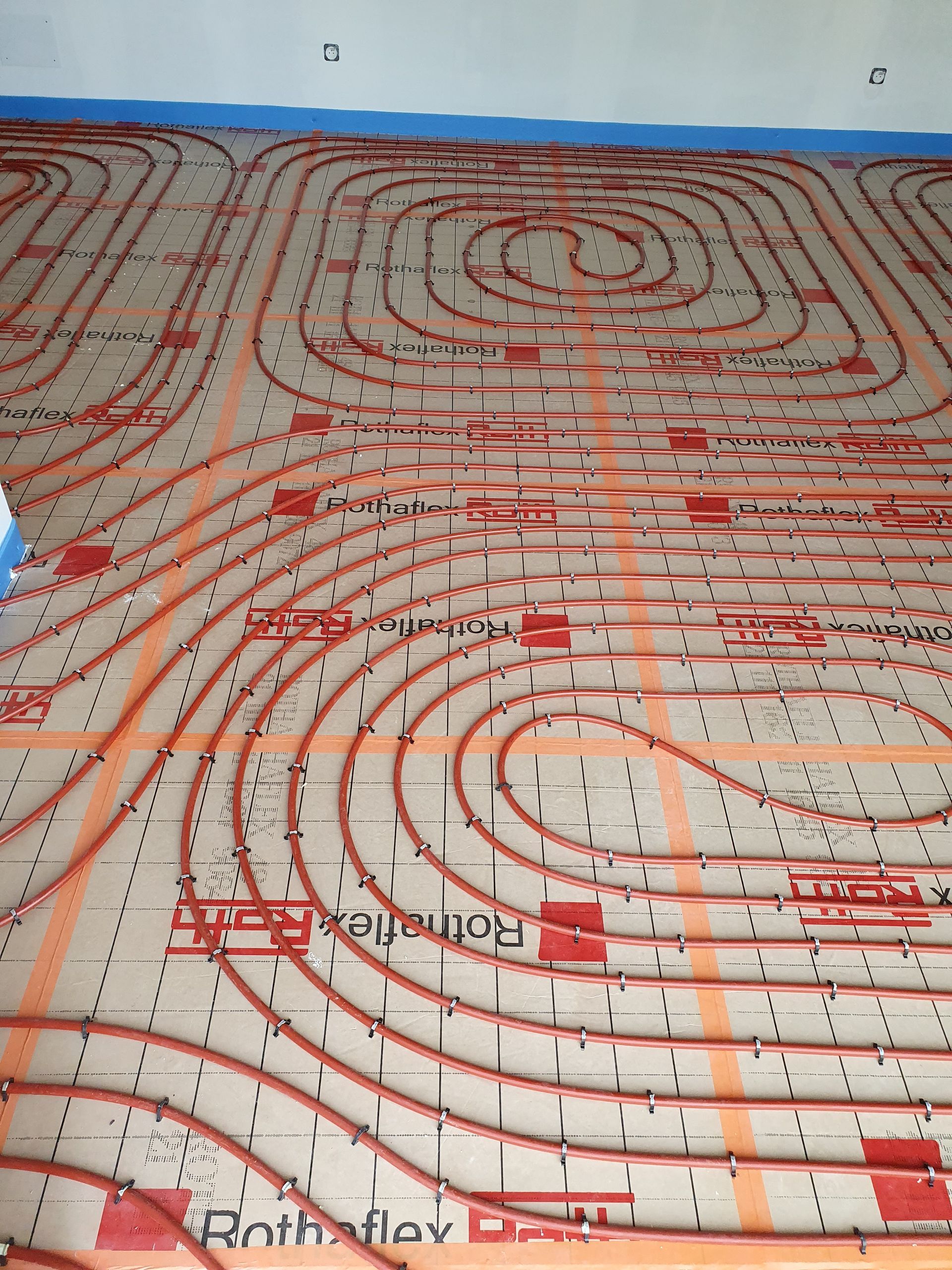 Plancher chauffant sans le plancher