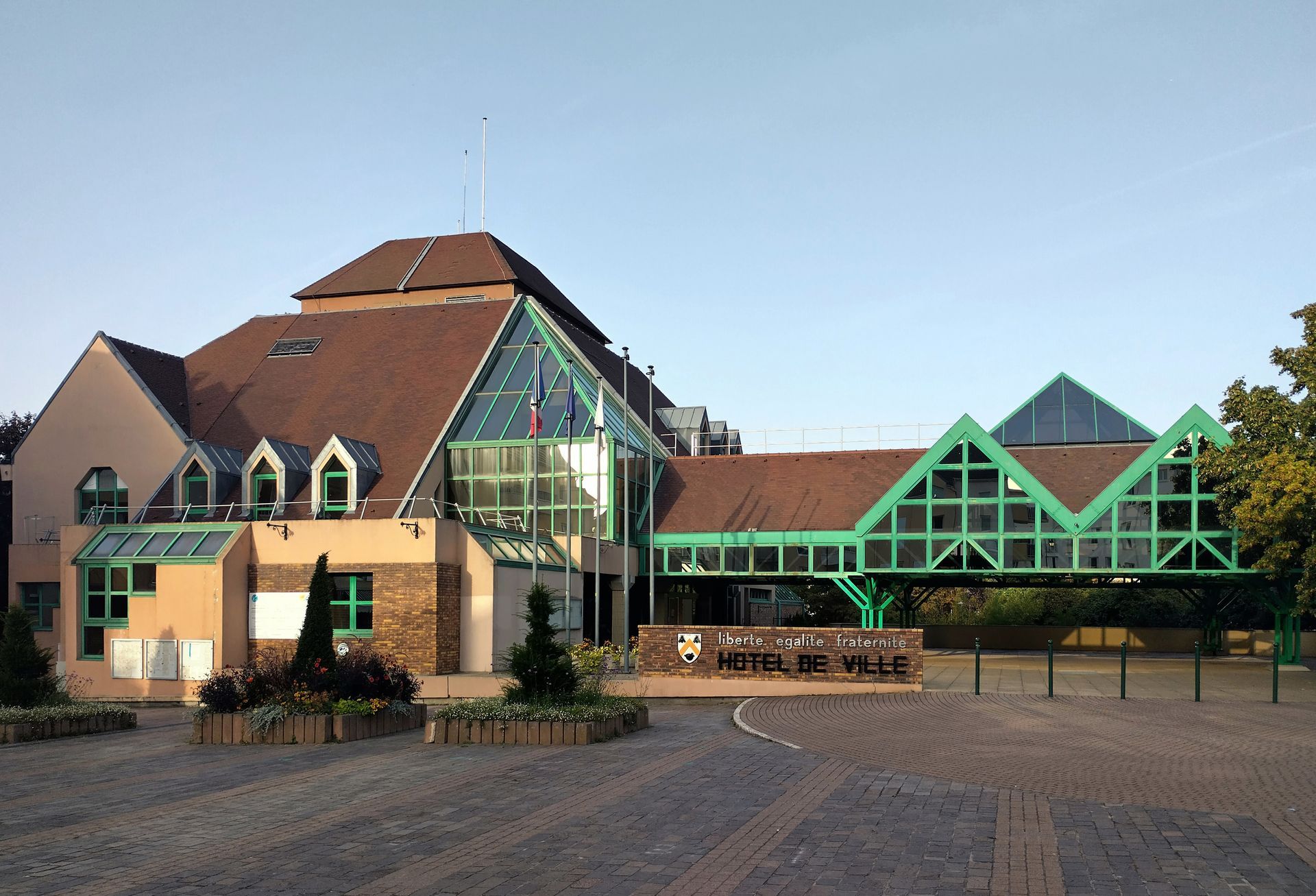 Vers la page Villebon-sur-Yvette