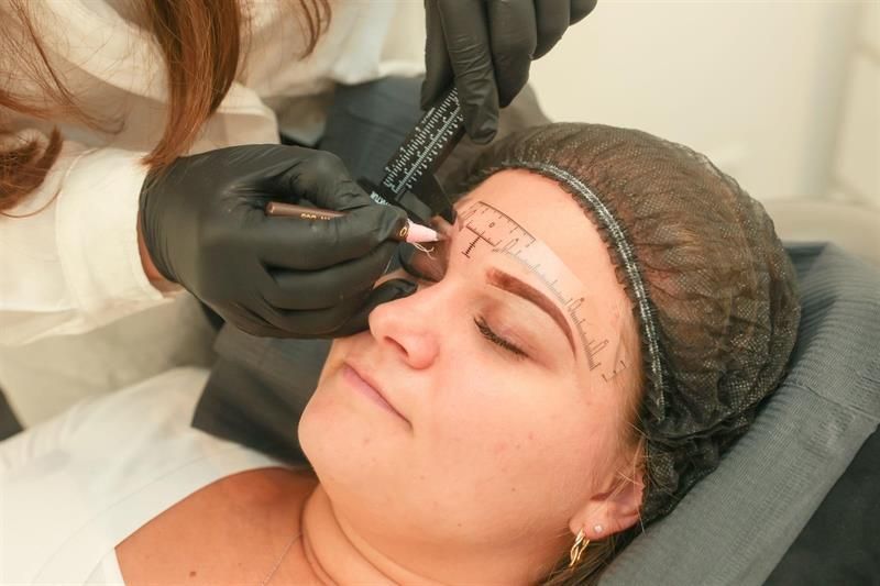 Beratung Augenbrauen