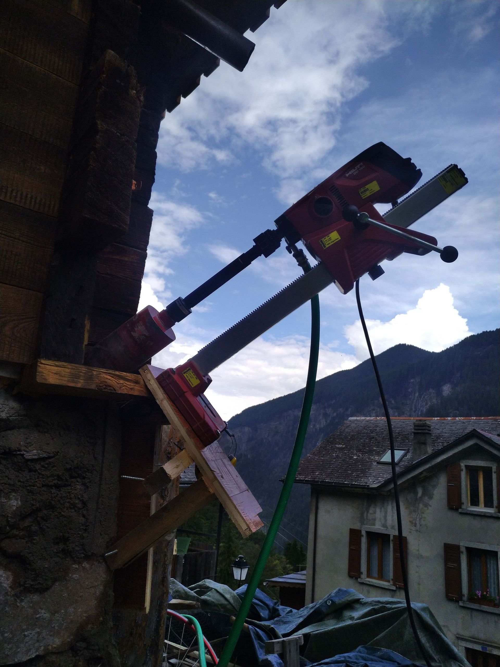 Pittino Sàrl - conseils et réalisations - sanitaire, chauffage, ferblanterie, couverture de toit et solutions écologiques