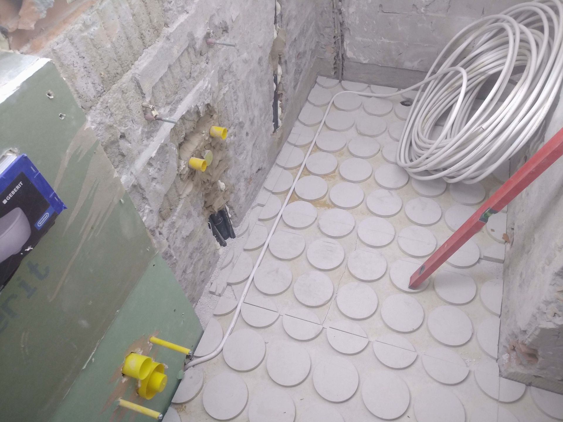 Pittino Sàrl - conseils et réalisations - sanitaire, chauffage, ferblanterie, couverture de toit et solutions écologiques