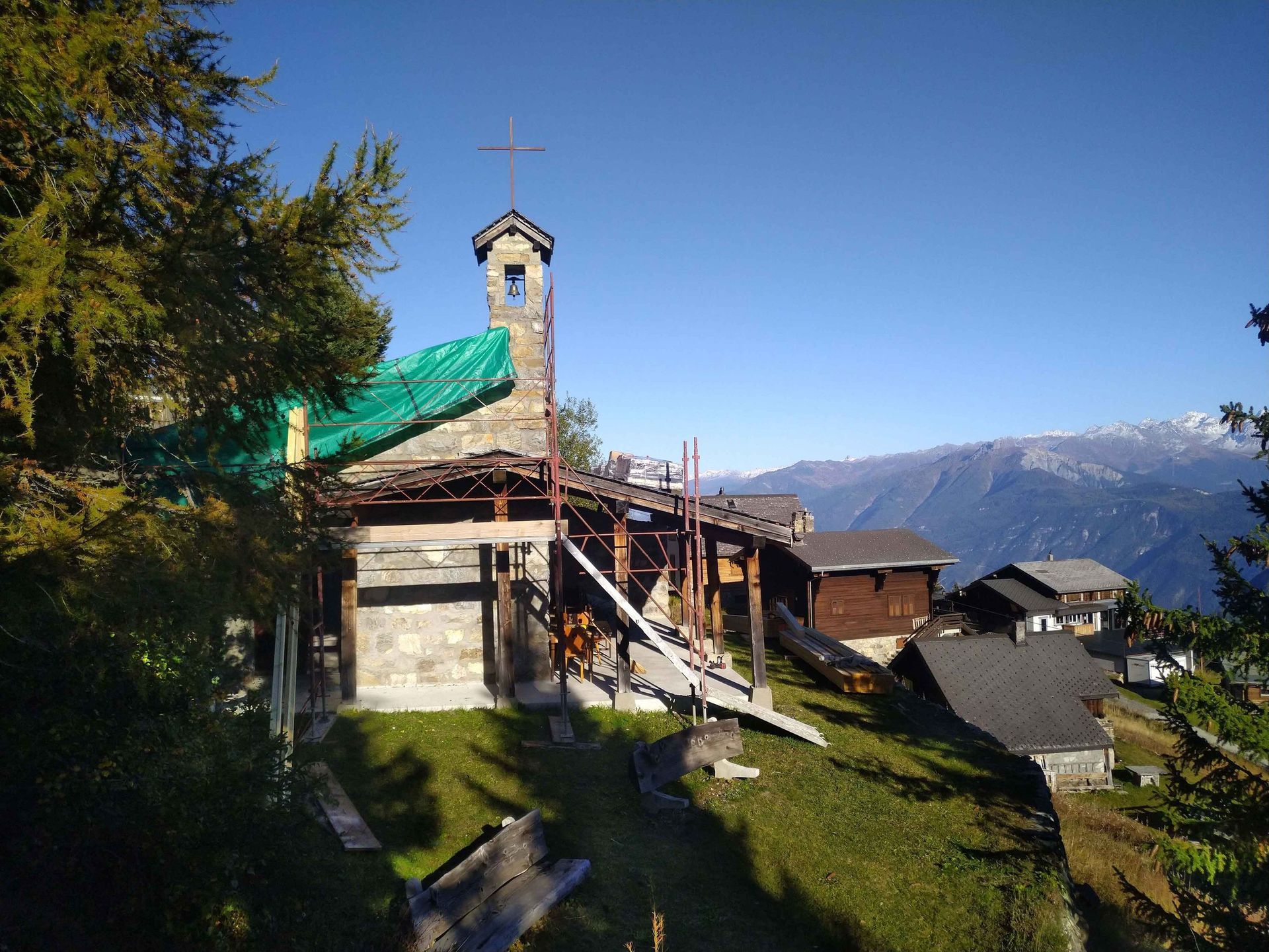 Pittino Sàrl - conseils et réalisations - sanitaire, chauffage, ferblanterie, couverture de toit et solutions écologiques