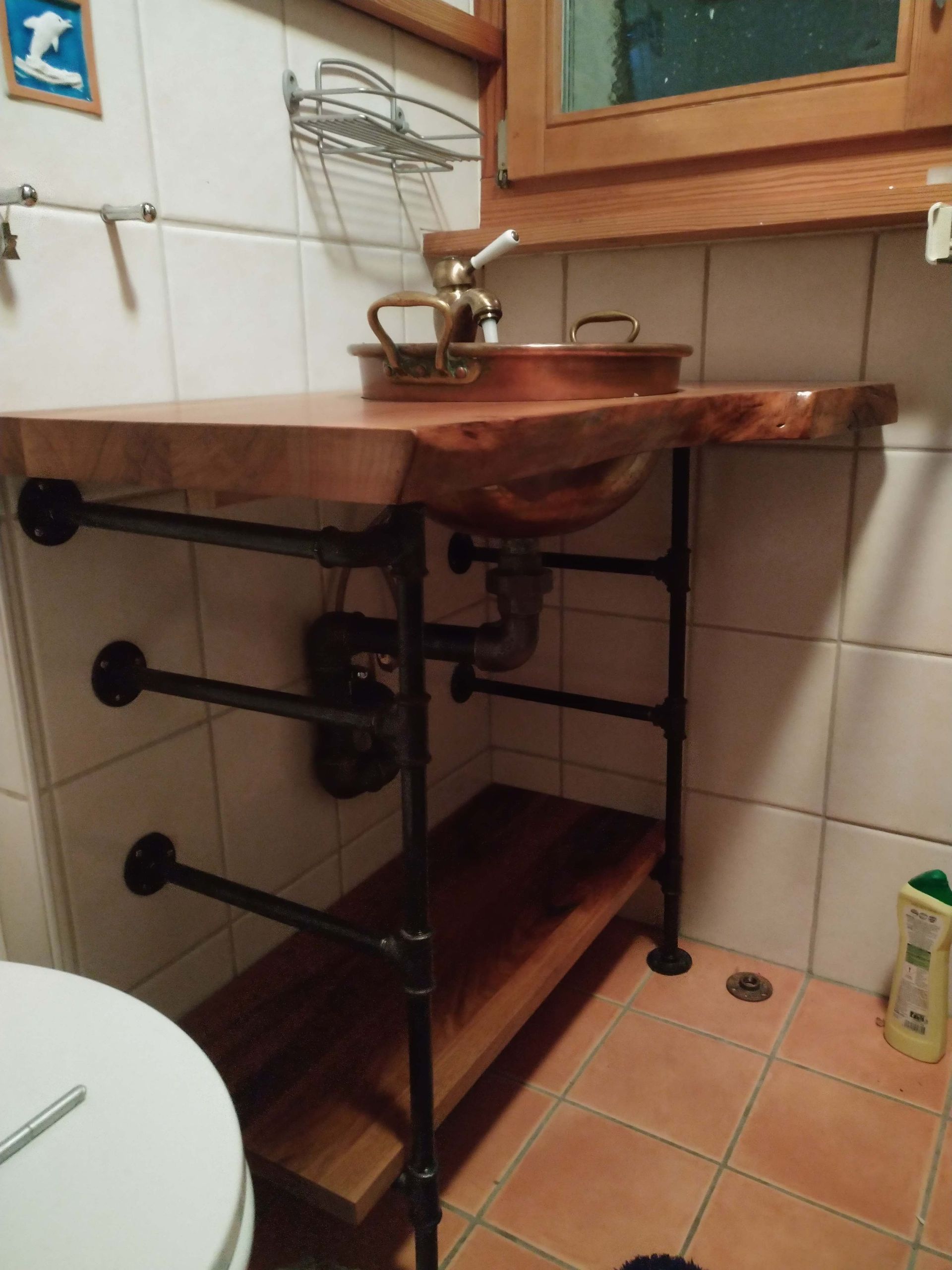 Pittino Sàrl - conseils et réalisations - sanitaire, chauffage, ferblanterie, couverture de toit et solutions écologiques