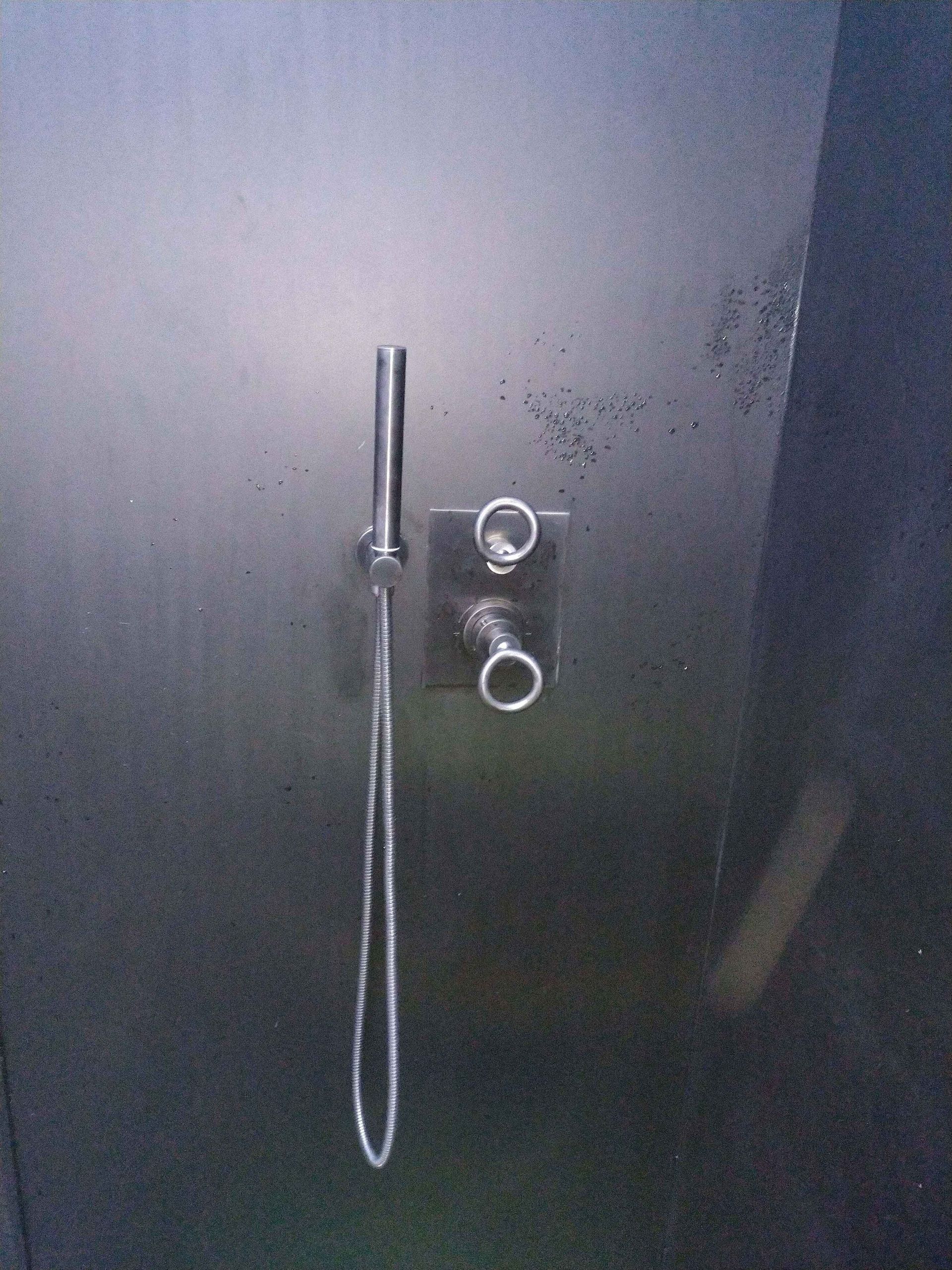 Pittino Sàrl - conseils et réalisations - sanitaire, chauffage, ferblanterie, couverture de toit et solutions écologiques