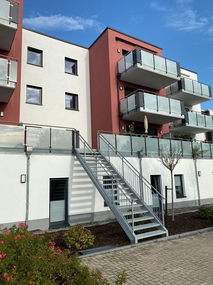 Balkone, Balkonanlagen, Geländer, Metallbau und Treppenbau in Engelskirchen bei Köln in Nordrhein-Westfalen
