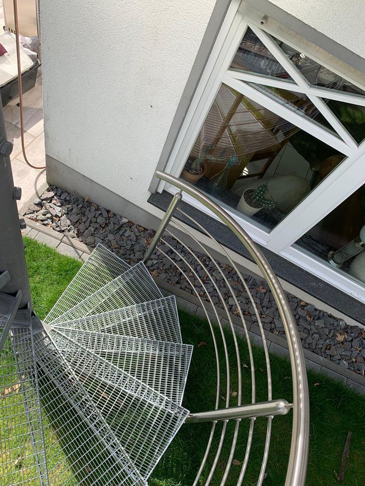 Balkone, Balkonanlagen, Geländer, Metallbau und Treppenbau in Engelskirchen bei Köln in Nordrhein-Westfalen