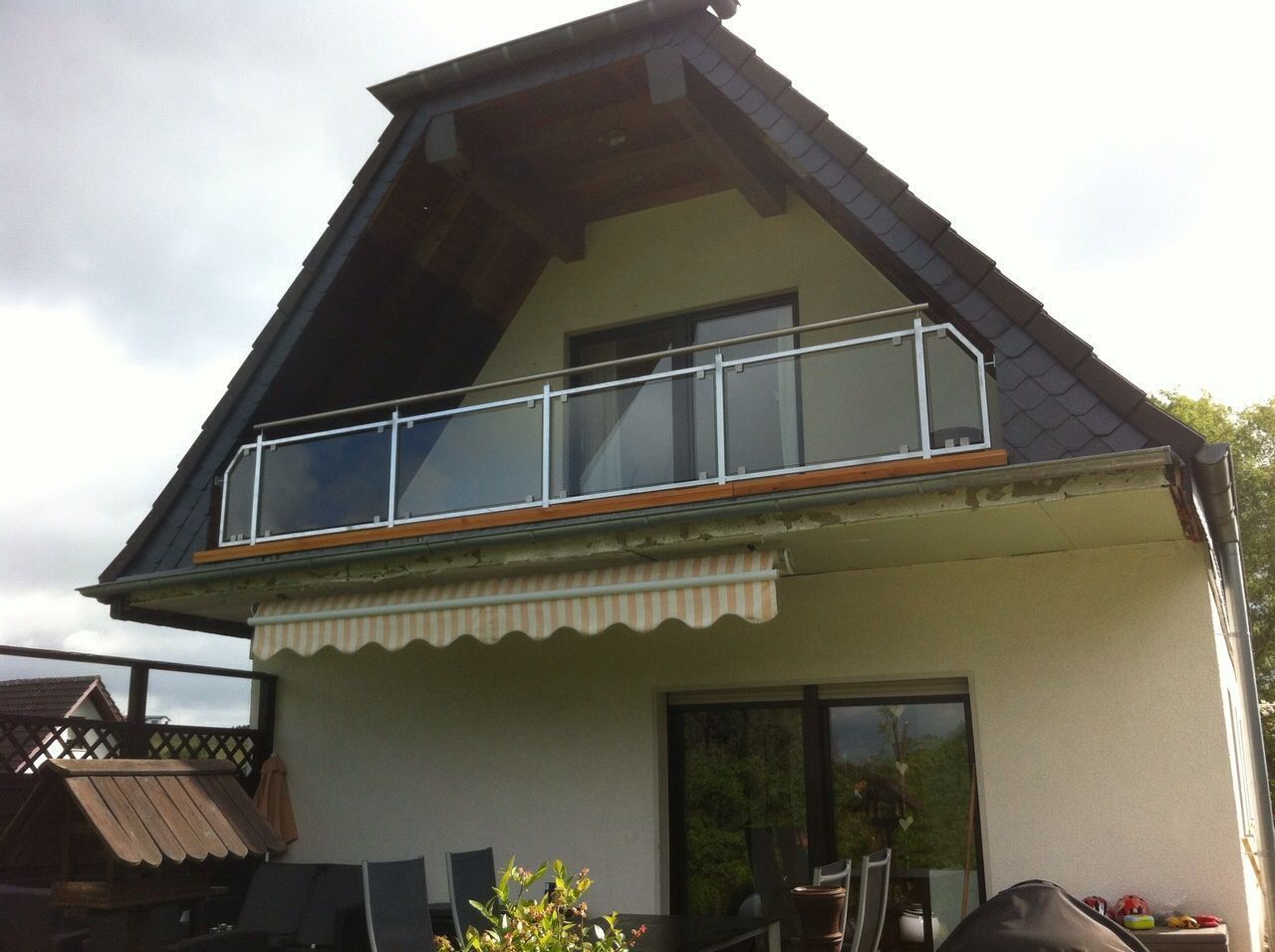 Balkone, Balkonanlagen, Geländer, Metallbau und Treppenbau in Engelskirchen bei Köln in Nordrhein-Westfalen