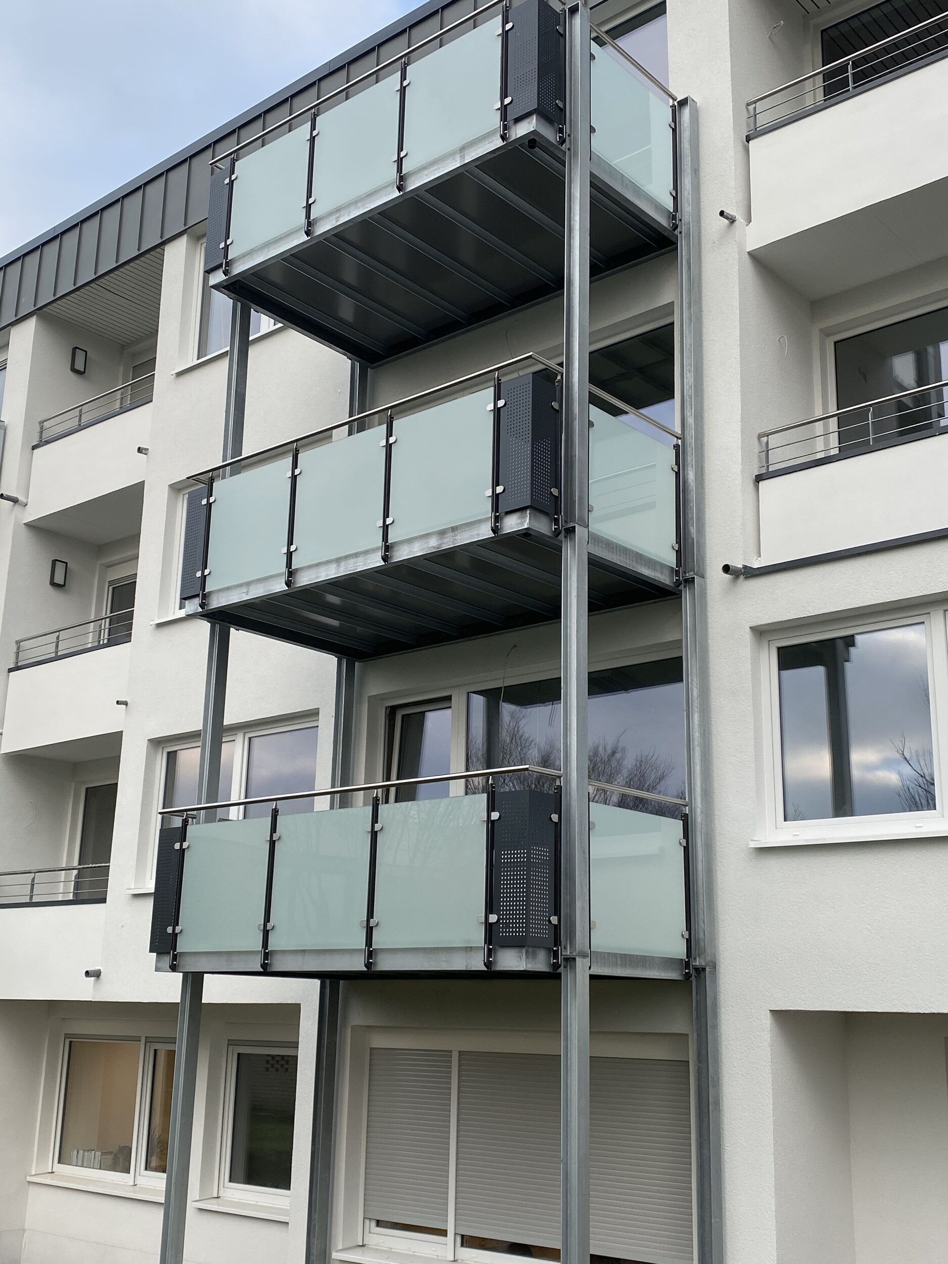 Balkone, Balkonanlagen, Geländer, Metallbau und Treppenbau in Engelskirchen bei Köln in Nordrhein-Westfalen