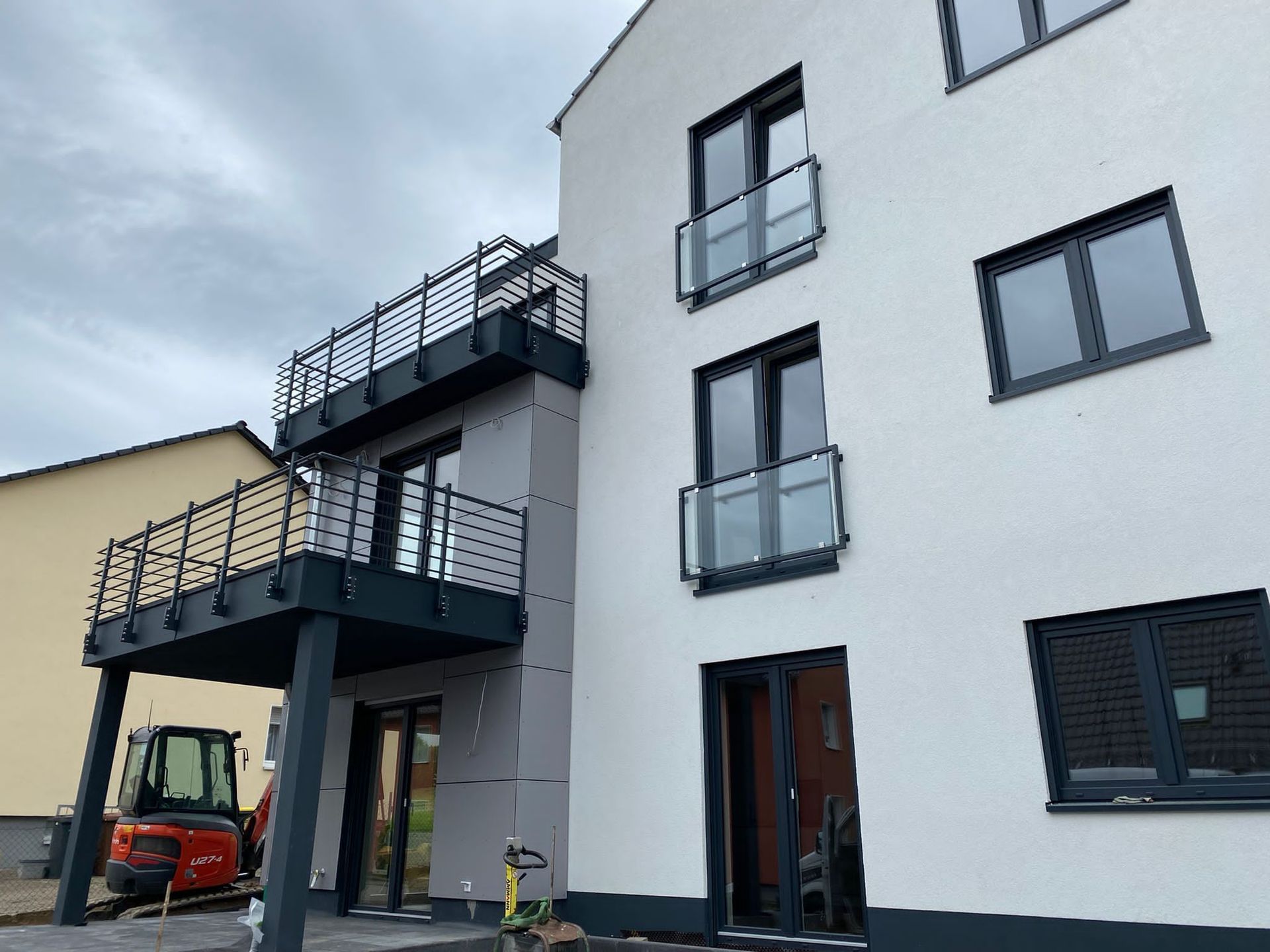 Balkone, Balkonanlagen, Geländer, Metallbau und Treppenbau in Engelskirchen bei Köln in Nordrhein-Westfalen