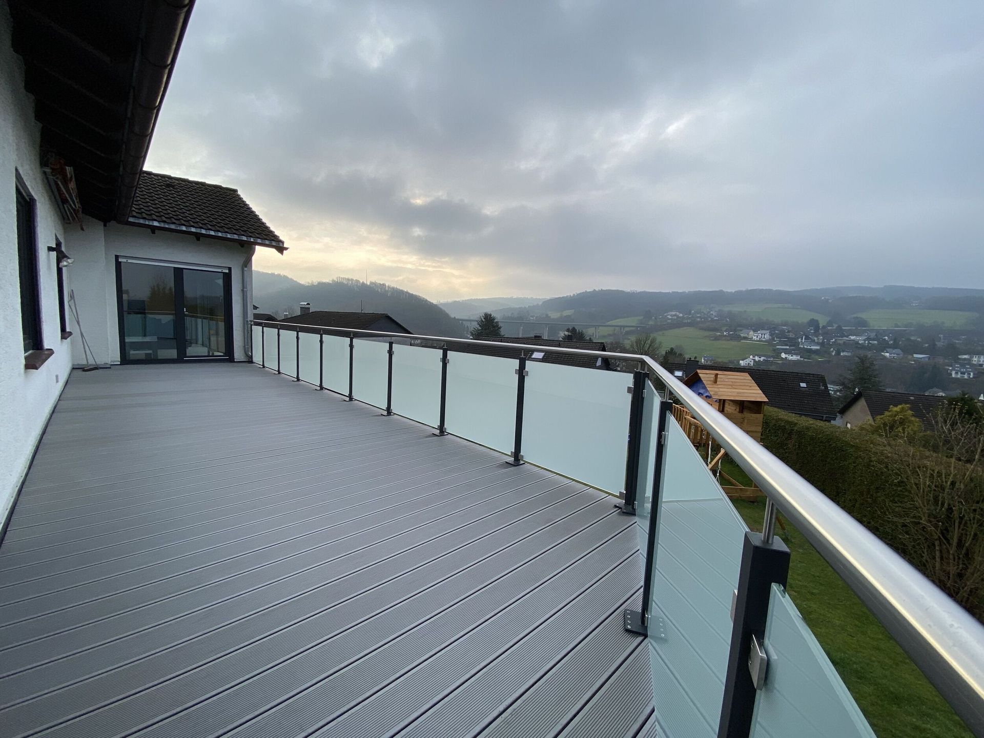 Balkone, Balkonanlagen, Geländer, Metallbau und Treppenbau in Engelskirchen bei Köln in Nordrhein-Westfalen