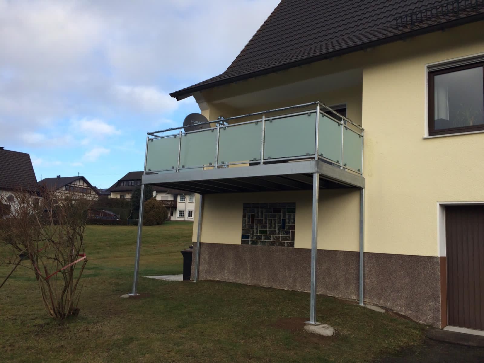 Balkone, Balkonanlagen, Geländer, Metallbau und Treppenbau in Engelskirchen bei Köln in Nordrhein-Westfalen