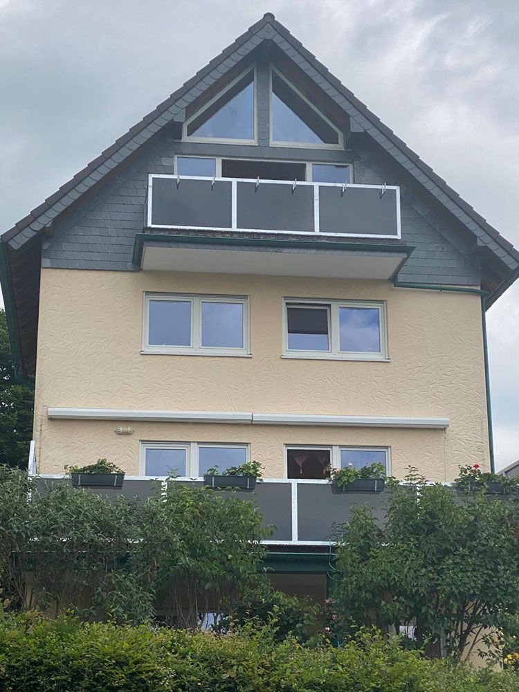 Balkone, Balkonanlagen, Geländer, Metallbau und Treppenbau in Engelskirchen bei Köln in Nordrhein-Westfalen