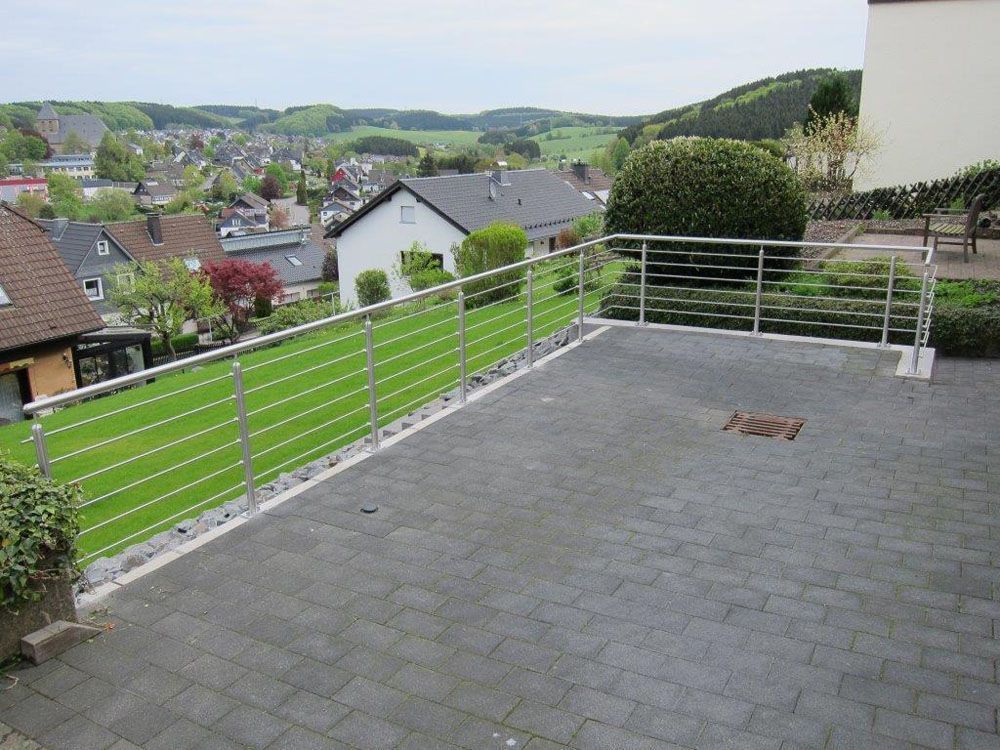 Balkone, Balkonanlagen, Geländer, Metallbau und Treppenbau in Engelskirchen bei Köln in Nordrhein-Westfalen