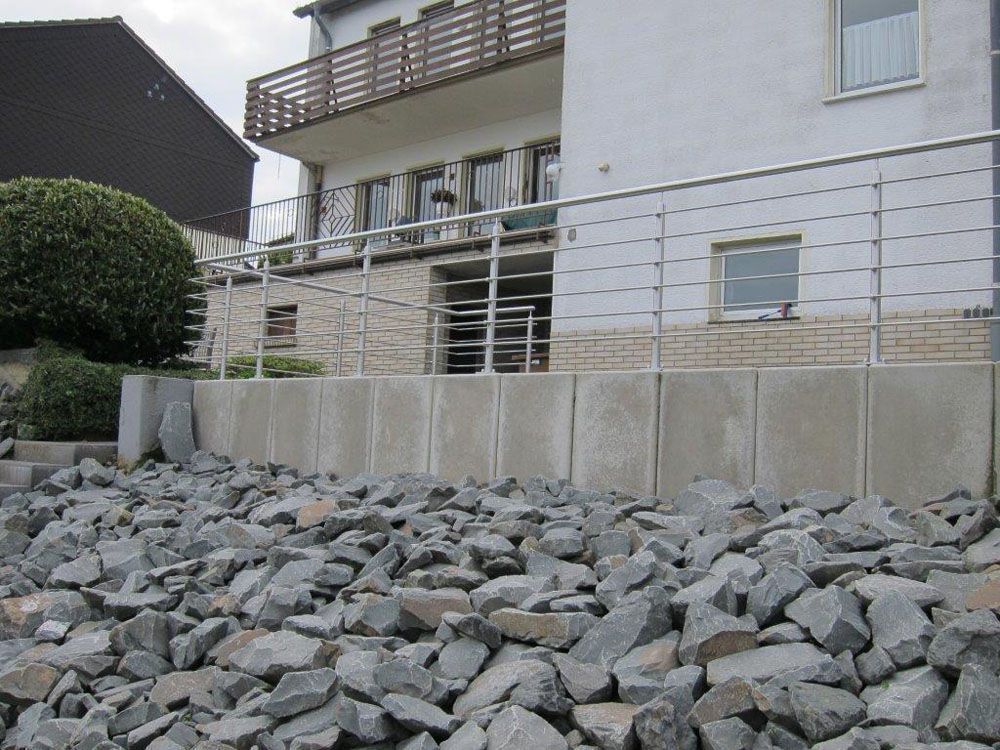 Balkone, Balkonanlagen, Geländer, Metallbau und Treppenbau in Engelskirchen bei Köln in Nordrhein-Westfalen