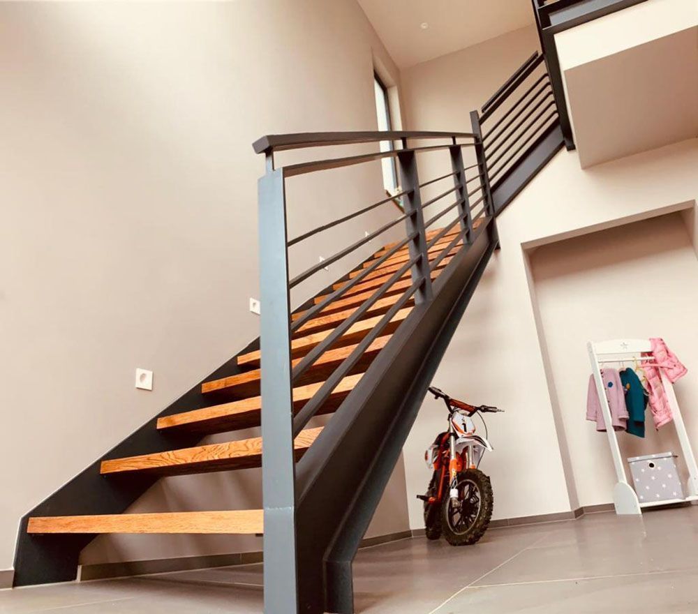 Balkone, Balkonanlagen, Geländer, Metallbau und Treppenbau in Engelskirchen bei Köln in Nordrhein-Westfalen