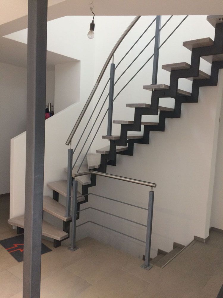 Balkone, Balkonanlagen, Geländer, Metallbau und Treppenbau in Engelskirchen bei Köln in Nordrhein-Westfalen