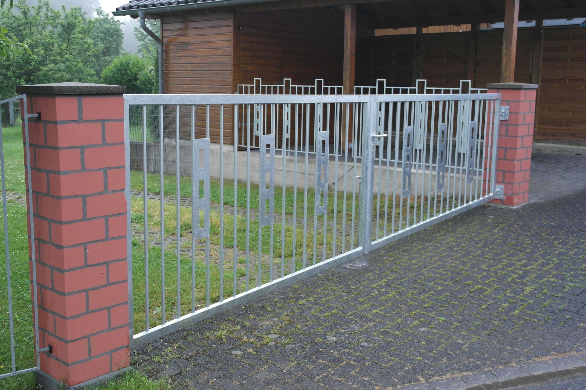 Balkone, Balkonanlagen, Geländer, Metallbau und Treppenbau in Engelskirchen bei Köln in Nordrhein-Westfalen