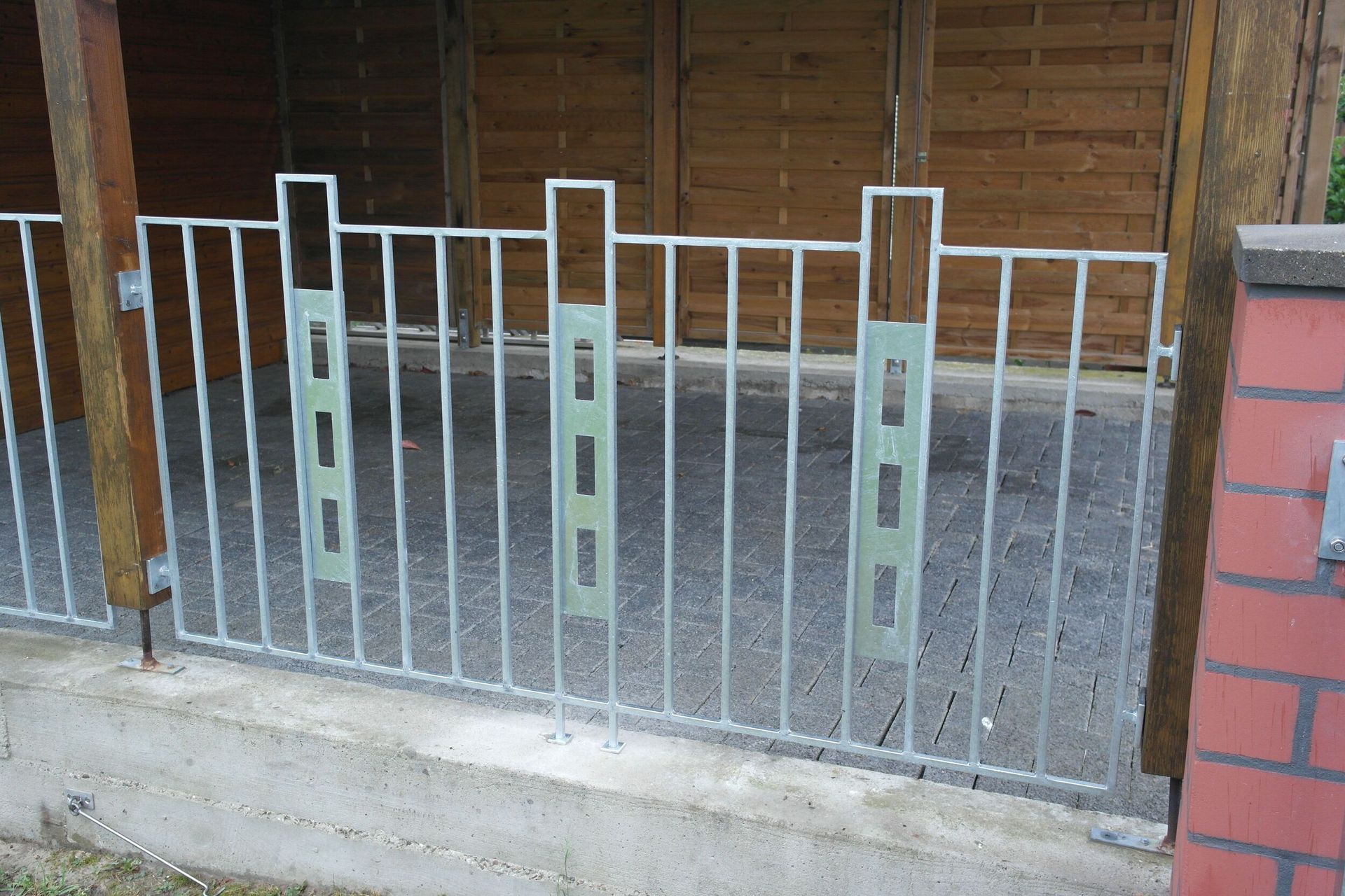 Balkone, Balkonanlagen, Geländer, Metallbau und Treppenbau in Engelskirchen bei Köln in Nordrhein-Westfalen