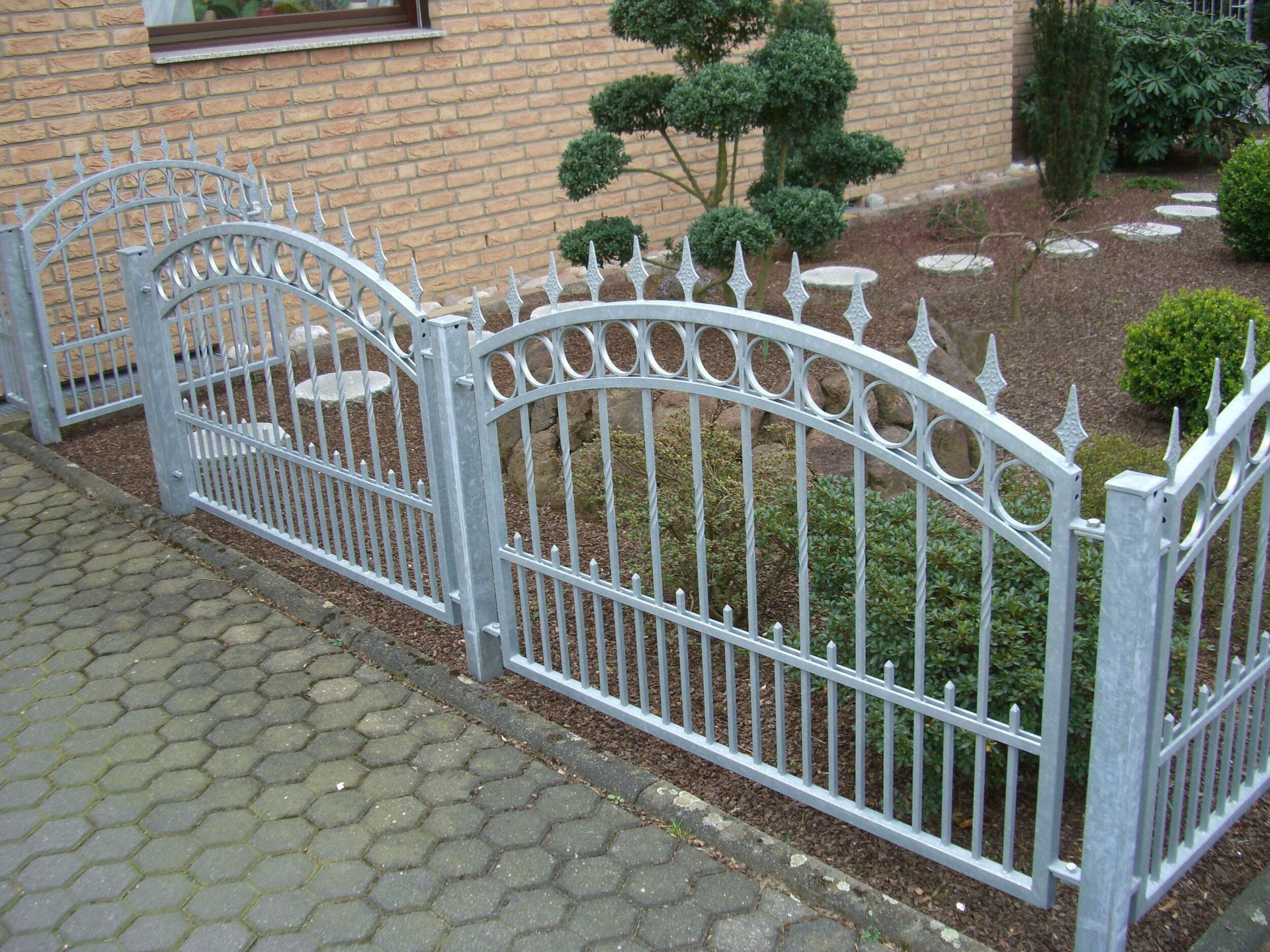 Balkone, Balkonanlagen, Geländer, Metallbau und Treppenbau in Engelskirchen bei Köln in Nordrhein-Westfalen