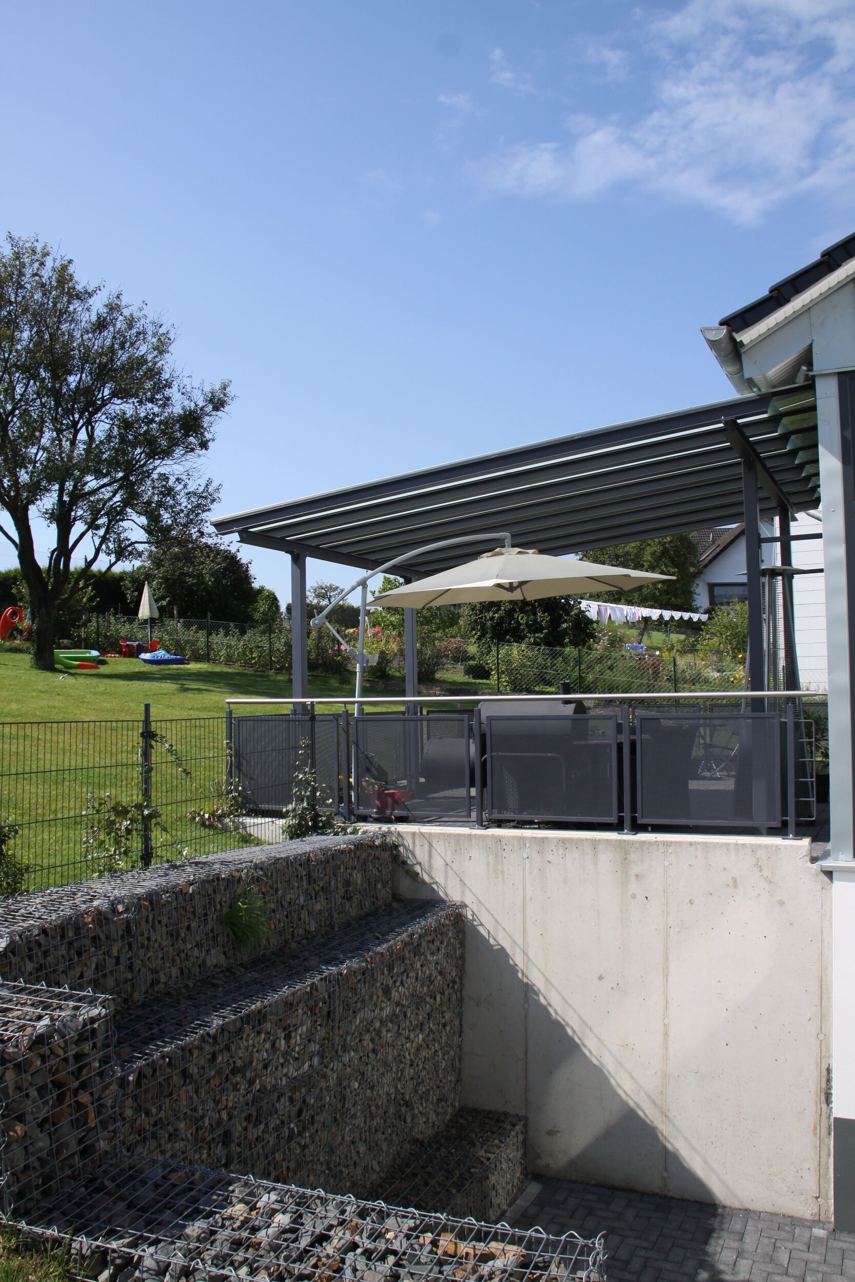 Balkone, Balkonanlagen, Geländer, Metallbau und Treppenbau in Engelskirchen bei Köln in Nordrhein-Westfalen