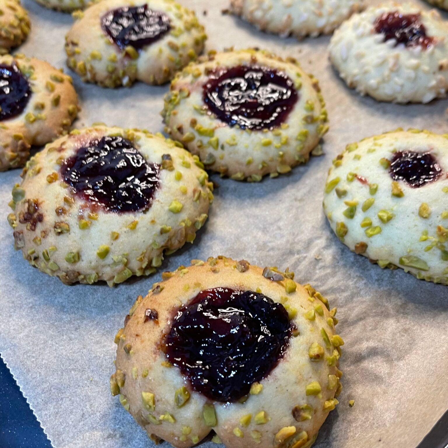 Biscotti morbidi alla confettura