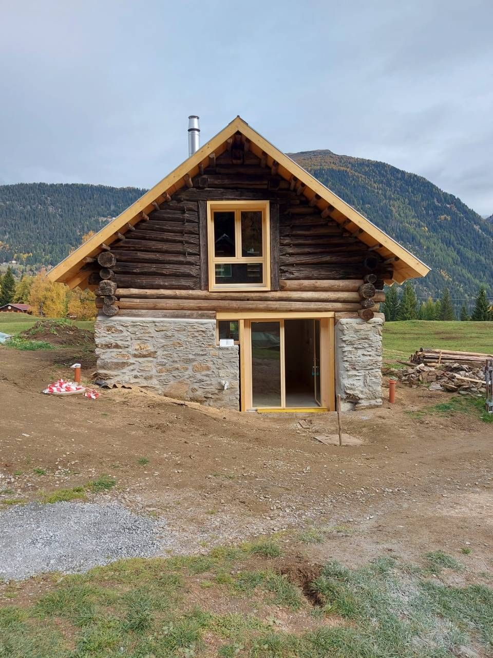 Posa piastrelle e carpenteria - Kellici