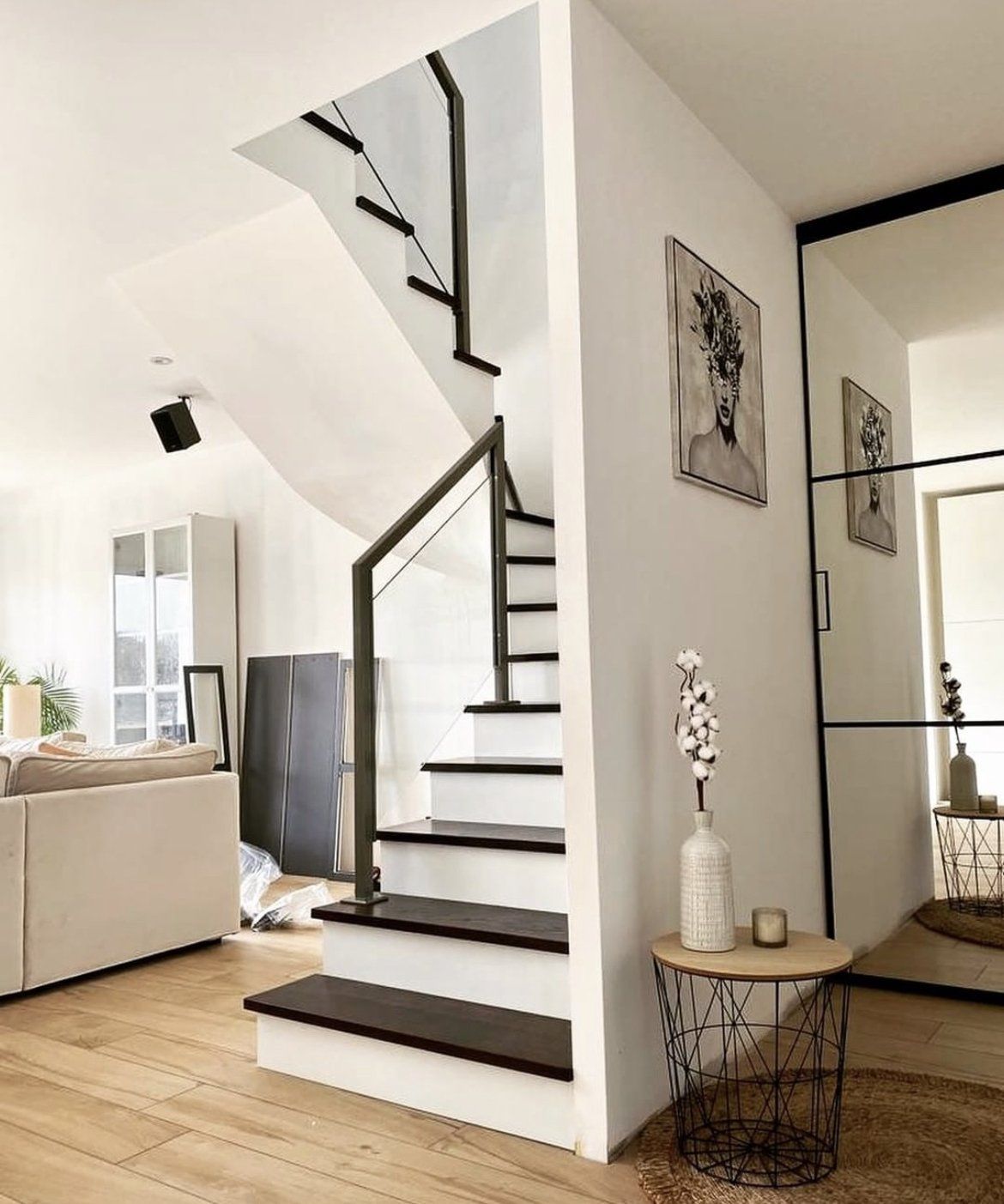 Photo d'aménagement escalier et garde corps en verre