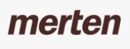 Das Wort Merten steht in braunen Buchstaben auf weißem Hintergrund.
