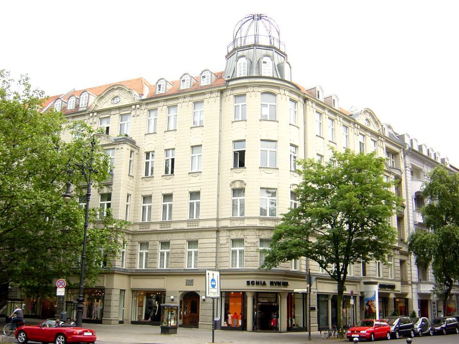 Fasade von Altbau saniert durch die Lüdke Bau-und Möbeltischlerei