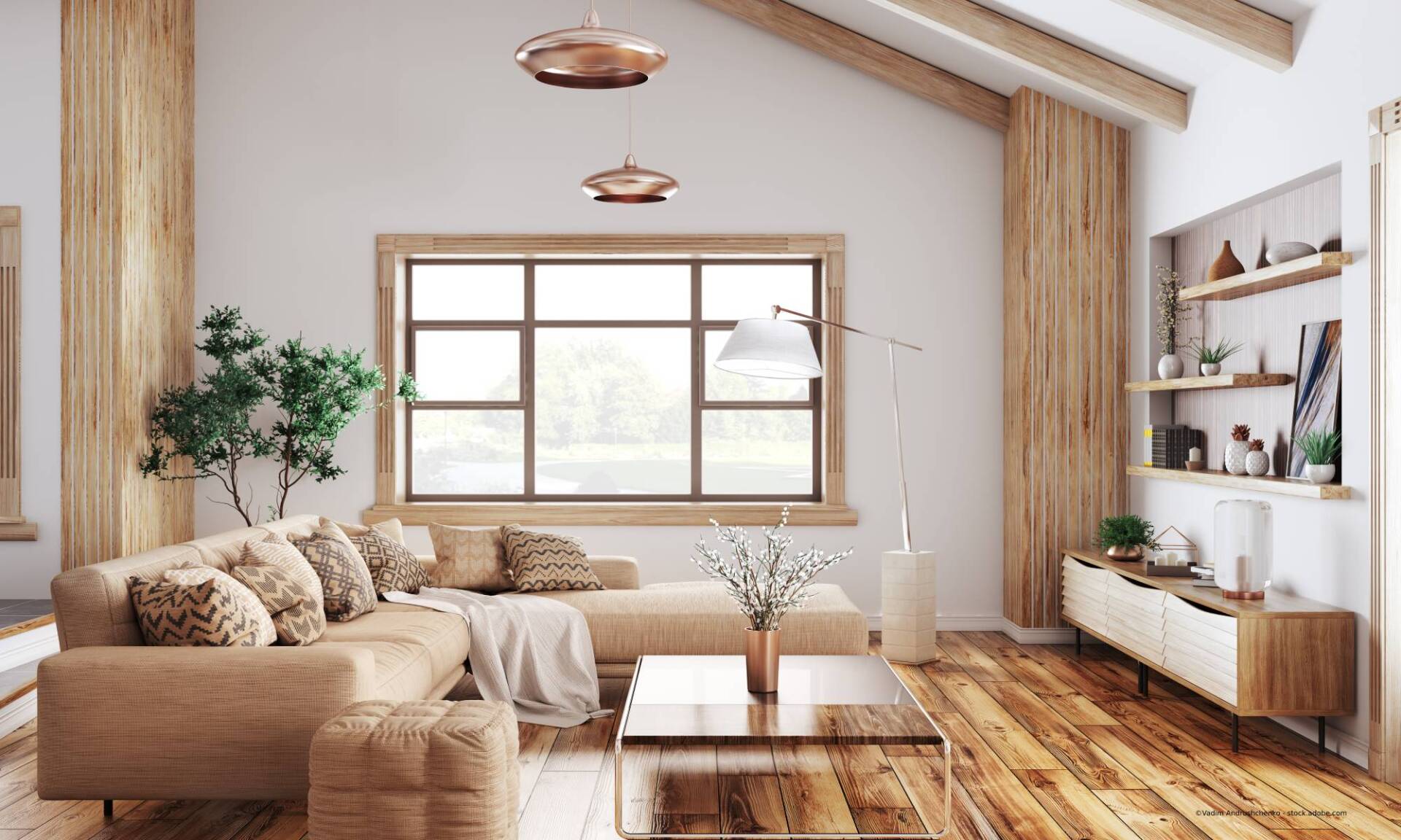 Wohnzimmer mit großen Holzfenstern