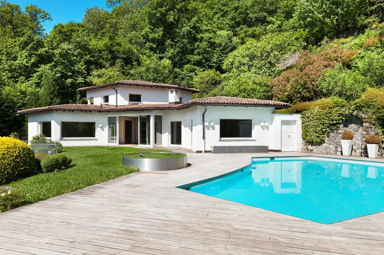 Aménagement plage de piscine