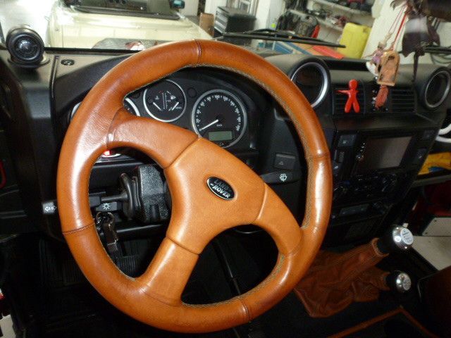 Fahrzeug Innenausstattung Sitze - Hüppi Production Styling AG - Neuenhof