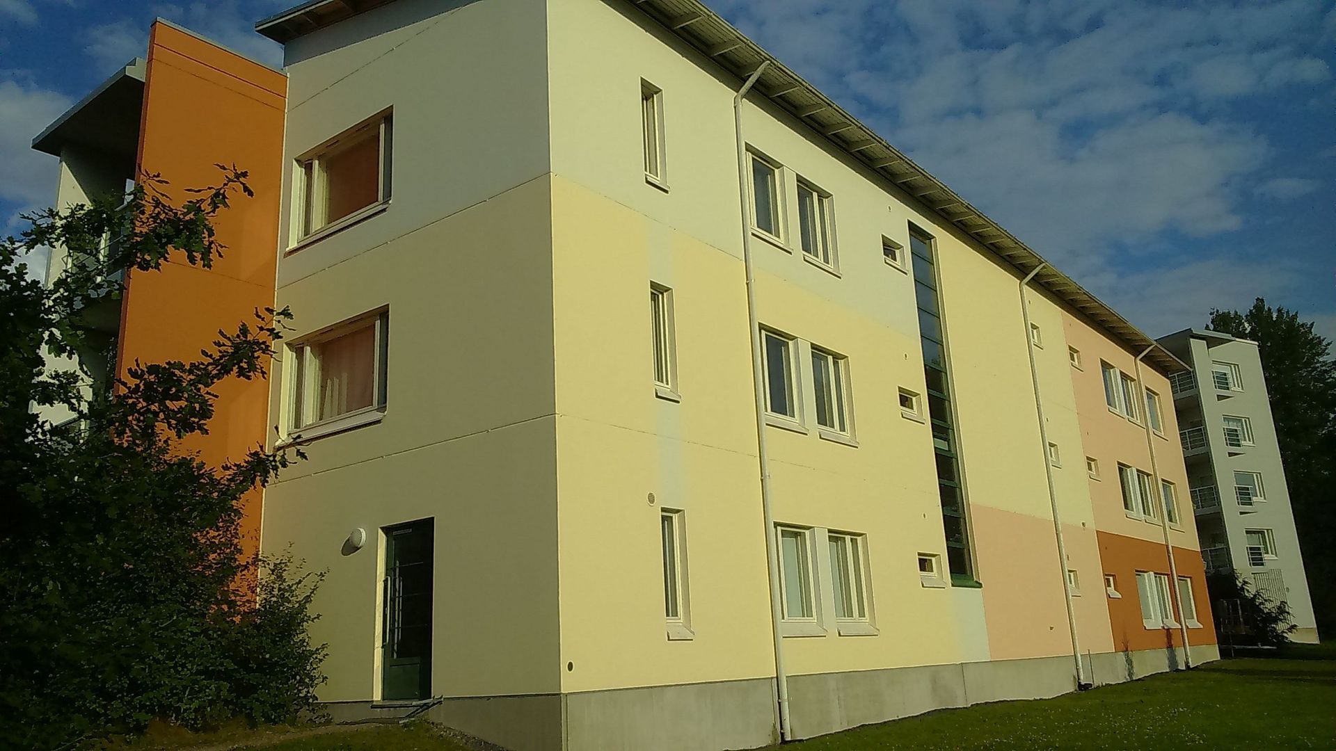 Julkisivumaalaus Vantaa 2016